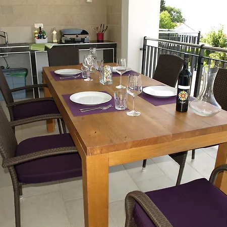 Holiday home Villetta Mia *